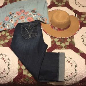 Kut from the Kloth crop jeans.